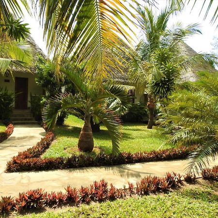 Sheba Cottages - Diani Beach Exterior photo